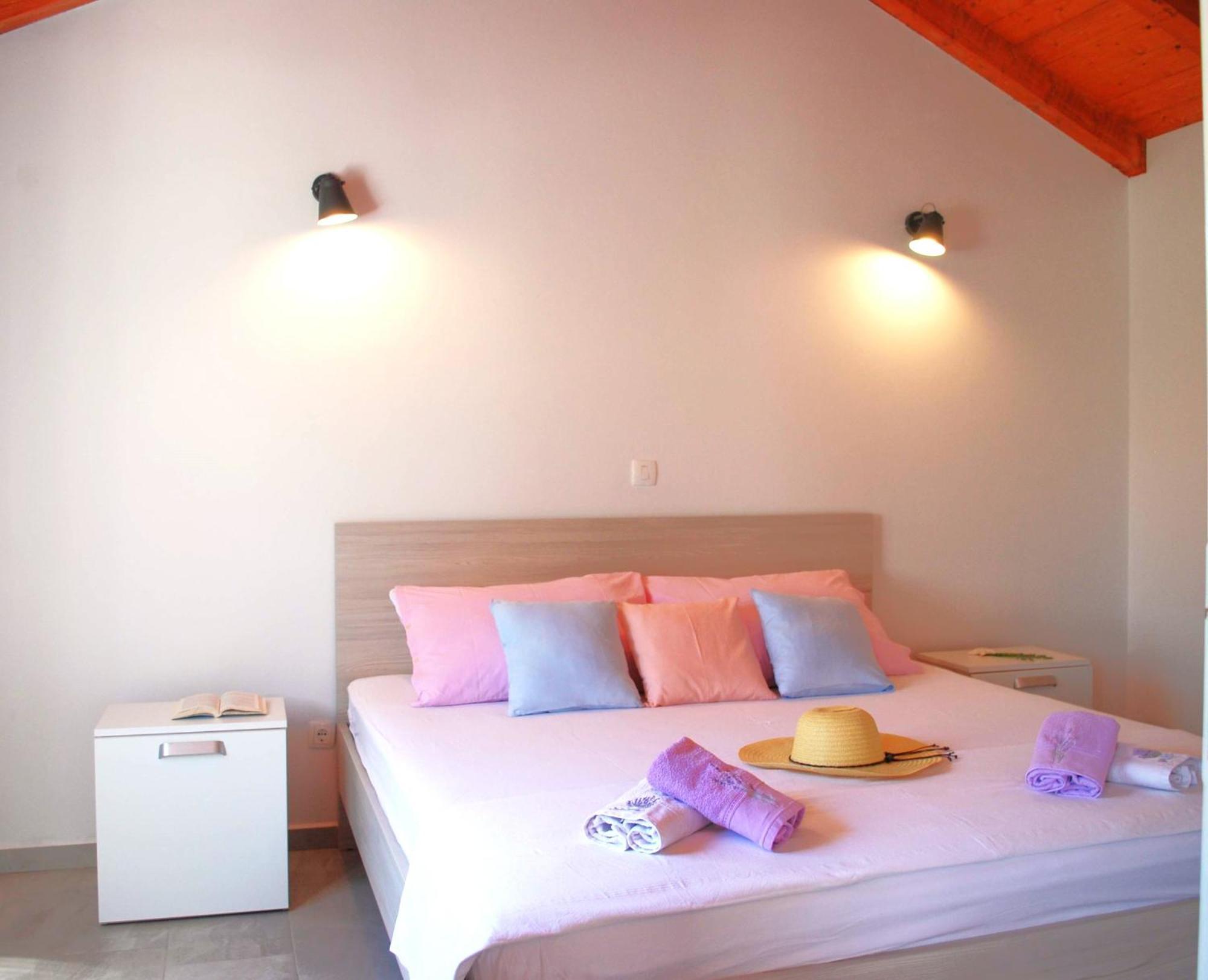 Вилла Vineyard House & Olive Grove House Рачишче Экстерьер фото