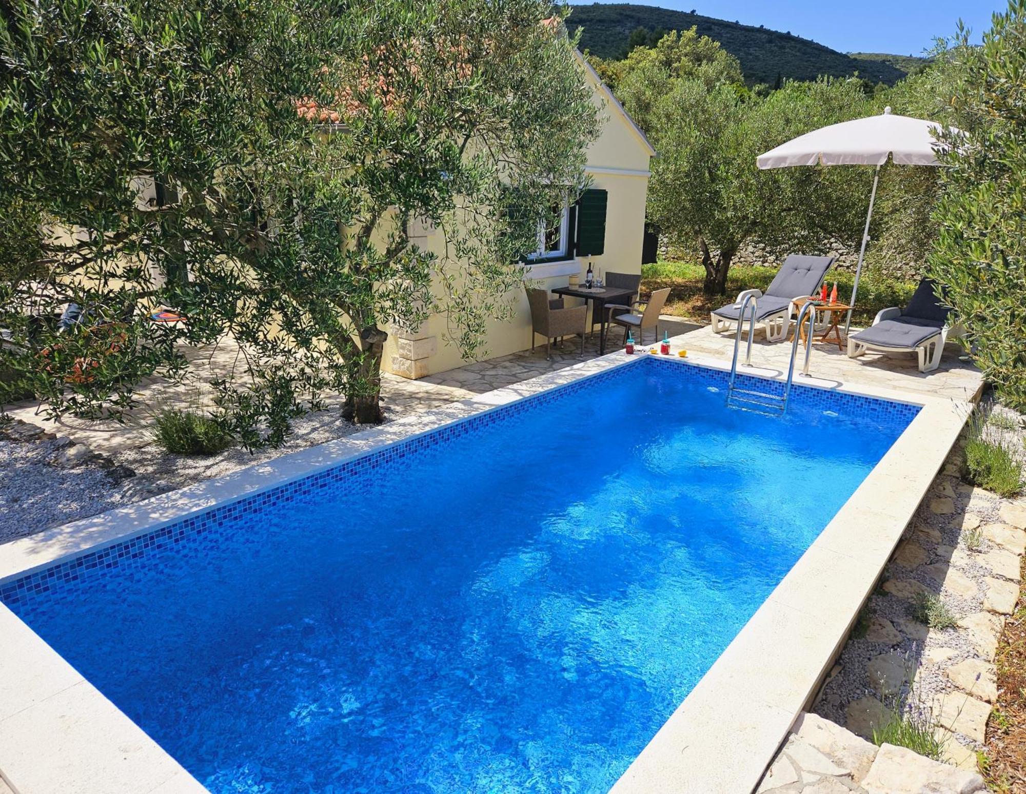 Вилла Vineyard House & Olive Grove House Рачишче Экстерьер фото