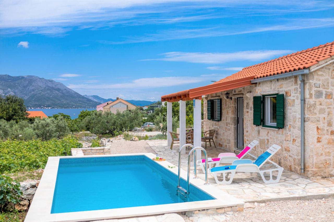 Вилла Vineyard House & Olive Grove House Рачишче Экстерьер фото