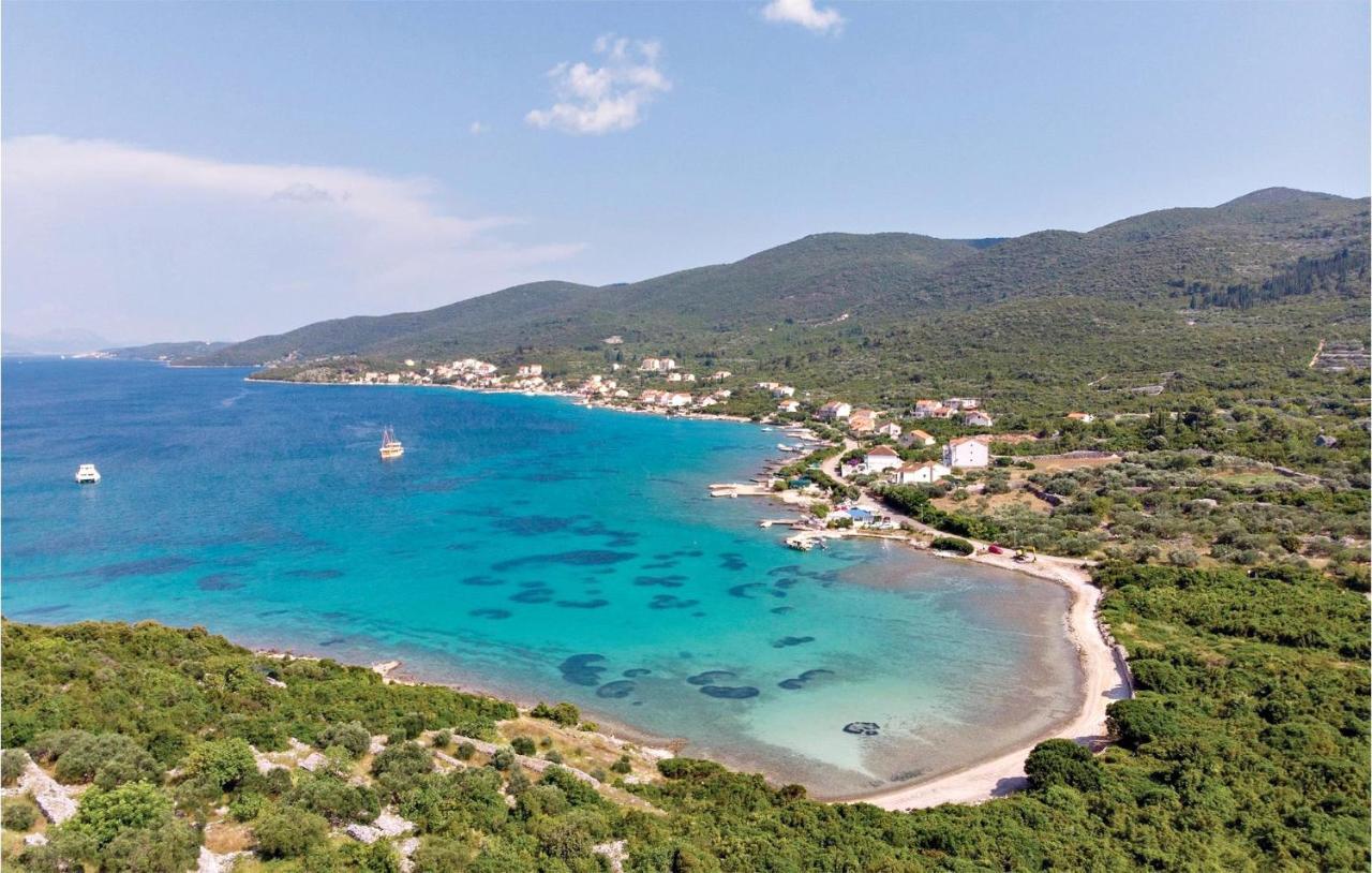 Вилла Vineyard House & Olive Grove House Рачишче Экстерьер фото